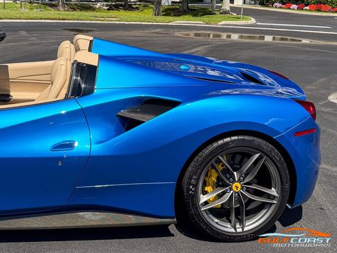 Used 2017 Ferrari 488 Spider image 48