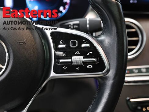 Used 2022 Mercedes-Benz GLC 300 4MATIC w/ Premium Package Lite image 16