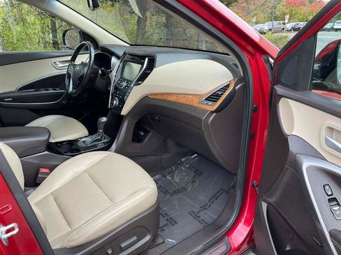 Used 2016 Hyundai Santa Fe Limited w/ Option Group 04 image 46