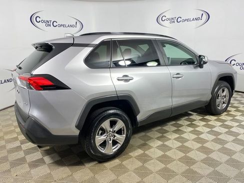 Used 2024 Toyota RAV4 XLE FWD image 7