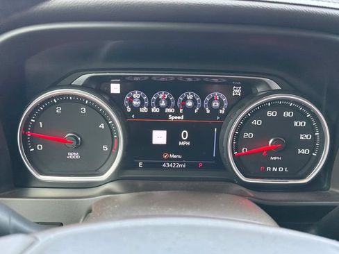 Used 2020 Chevrolet Silverado 2500 LTZ w/ LTZ Premium Package AWD/4WD image 11