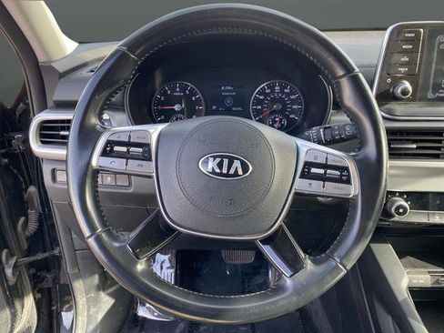 Certified 2020 Kia Telluride LX image 17