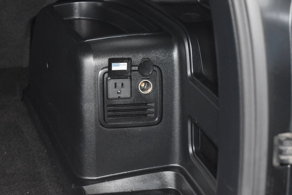 Used 2024 Toyota 4Runner TRD Off-Road Premium w/ Moonroof Package AWD/4WD image 25