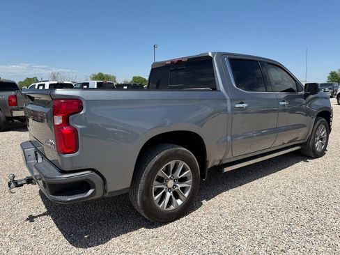 Used 2021 Chevrolet Silverado 1500 High Country w/ Technology Package AWD/4WD image 11