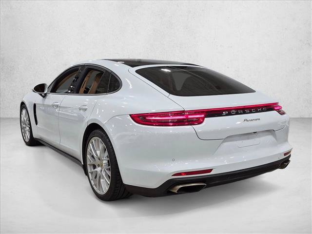 Used 2020 Porsche Panamera RWD image 8