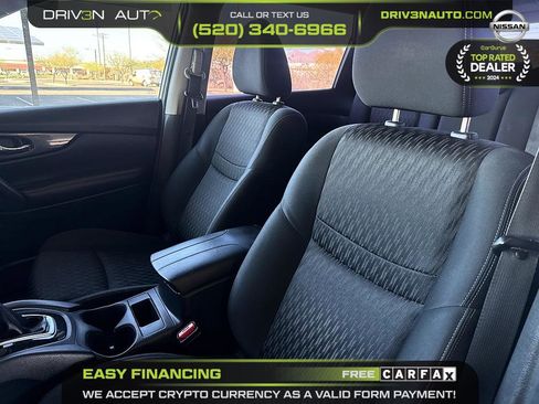 Used 2018 Nissan Rogue S image 10