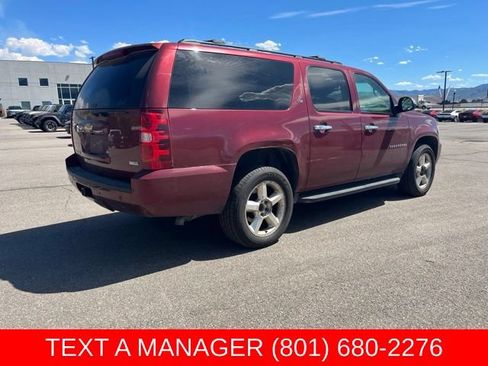 Used 2008 Chevrolet Suburban LTZ w/ LTZ Preferred Equipment Group AWD/4WD image 3