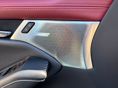 Used 2019 MAZDA MAZDA3 Hatchback w/ Premium Package image 37