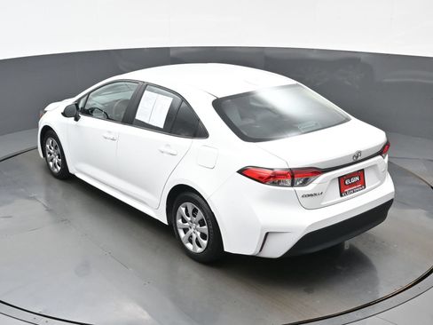 Used 2024 Toyota Corolla LE FWD image 36