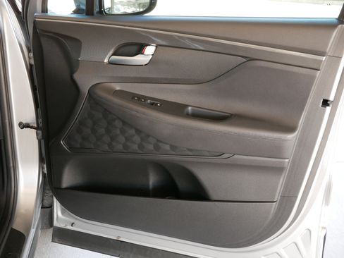 Used 2023 Hyundai Santa Fe SEL image 12