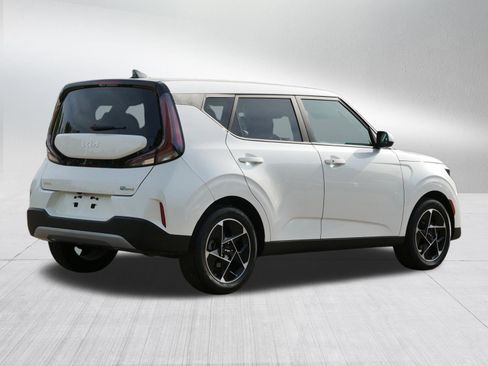 Certified 2025 Kia Soul EX FWD image 7
