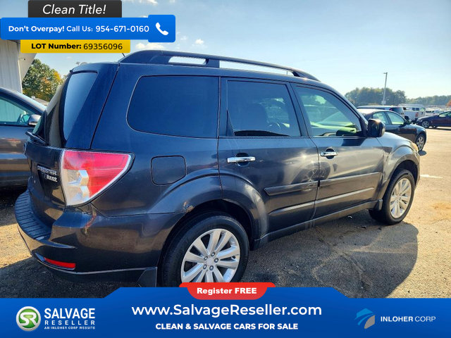 Used 2011 Subaru Forester 2.5X Premium w/ All-Weather Pkg AWD/4WD image 4