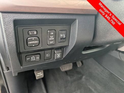 Used 2020 Toyota Tundra Limited w/ Limited Premium Package AWD/4WD image 16
