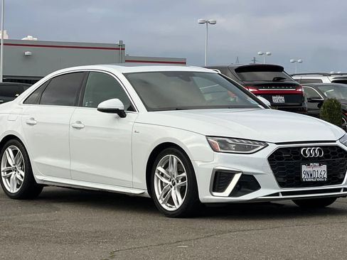 Used 2022 Audi A4 2.0T Premium Plus image 5