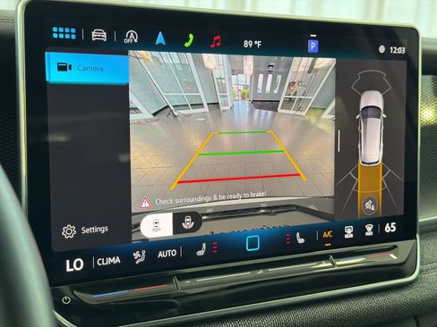 Used 2025 Volkswagen Tiguan S image 24