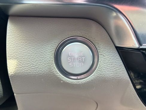 Used 2022 Kia Telluride EX w/ EX Premium Package AWD/4WD image 44