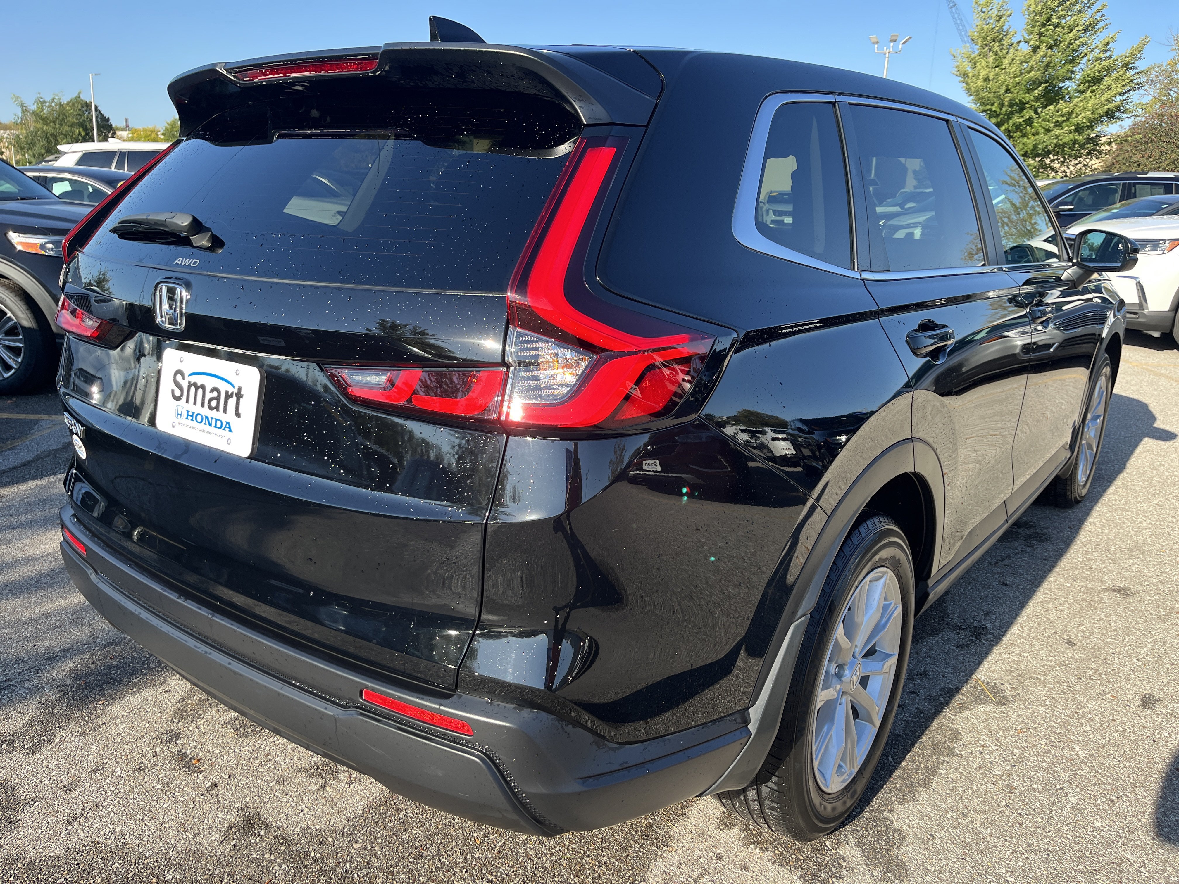 Used 2024 Honda CR-V EX image 5