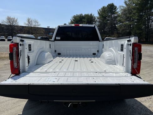 New 2026 Ford F450 Platinum image 26