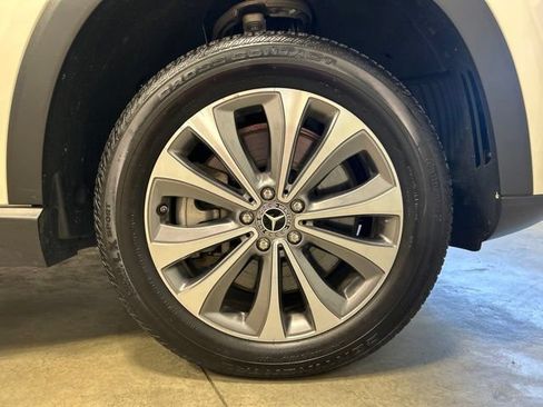 Used 2023 Mercedes-Benz GLE 450 4MATIC image 11