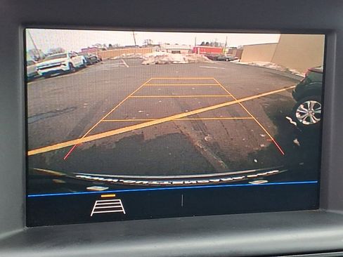 Used 2021 GMC Terrain SLE w/ Driver Convenience Package image 18