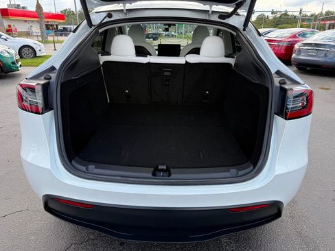 Used 2023 Tesla Model Y Long Range image 23