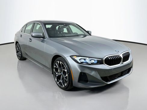 Used 2025 BMW 330i xDrive Sedan AWD/4WD image 3
