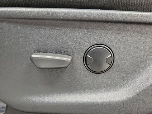 Used 2024 Ford F250 XLT image 19