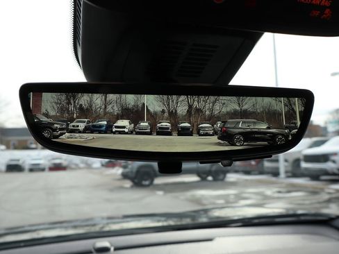 New 2026 Chevrolet Equinox LT image 24