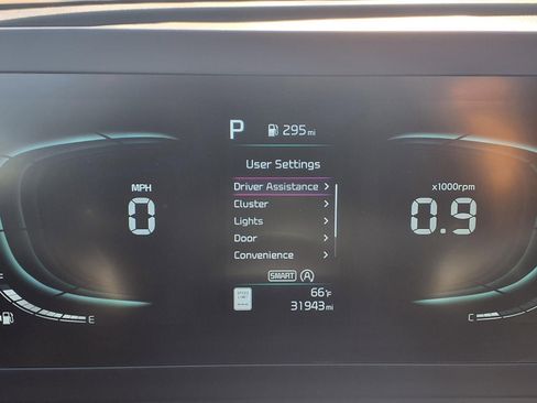 Used 2025 Kia Sportage LX image 11