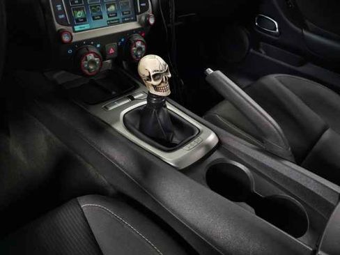 Used 2015 Chevrolet Camaro SS image 22