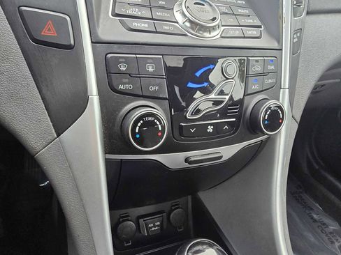 Used 2012 Hyundai Sonata SE w/ Navigation & Sunroof Pkg image 30