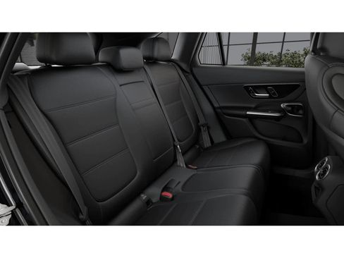 New 2026 Mercedes-Benz GLC 350e 4MATIC image 4
