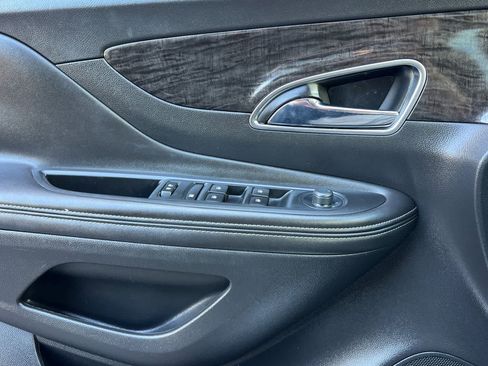 Used 2015 Buick Encore FWD image 13