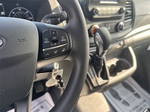 New 2025 Ford Transit 250 148 Medium Roof image 17