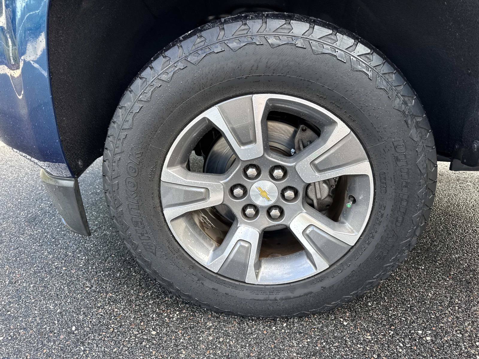 Used 2019 Chevrolet Colorado Z71 AWD/4WD image 32