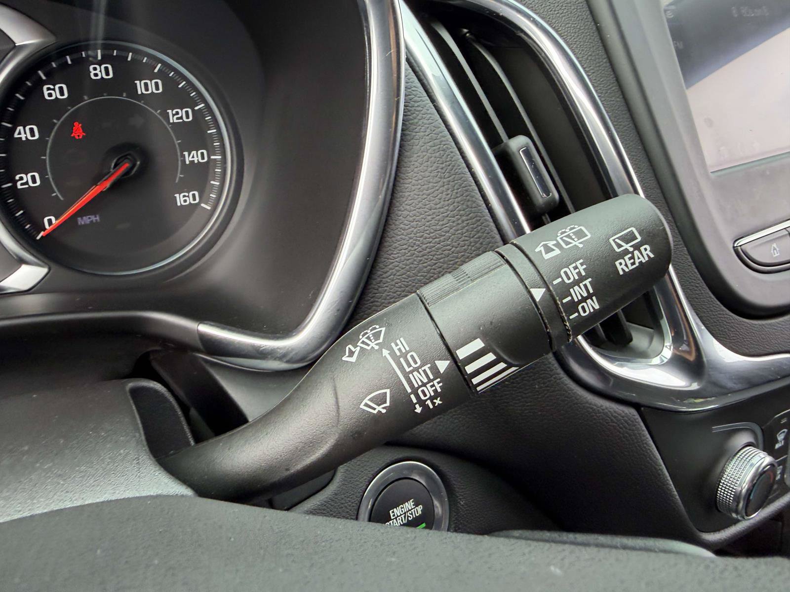 Certified 2024 Chevrolet Equinox LT FWD image 53