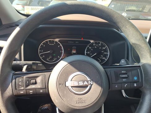 Certified 2023 Nissan Rogue SV image 19