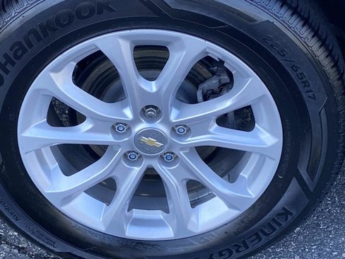 Used 2021 Chevrolet Equinox LT FWD image 26