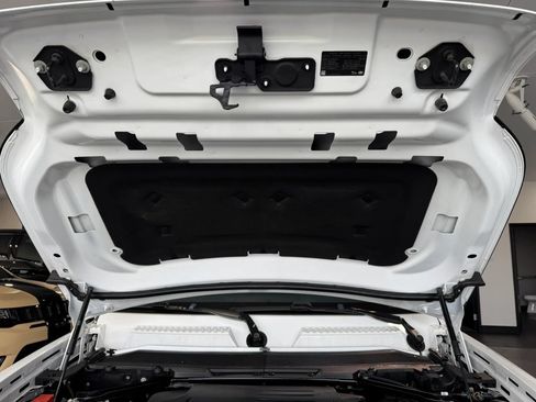 Used 2020 Land Rover Defender 110 SE AWD/4WD image 45