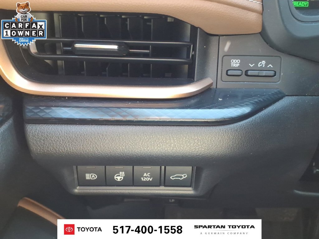 Used 2024 Toyota Grand Highlander AWD Hybrid image 17