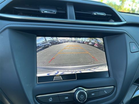 Used 2023 Chevrolet TrailBlazer LT image 15