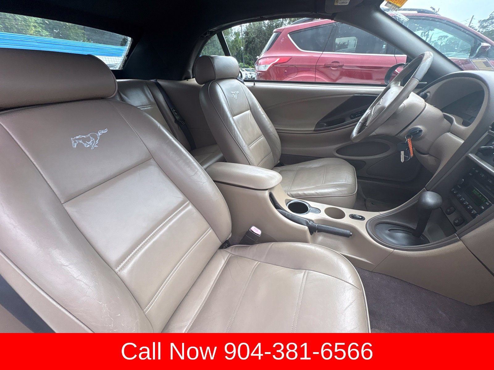 Used 2002 Ford Mustang Convertible RWD image 15