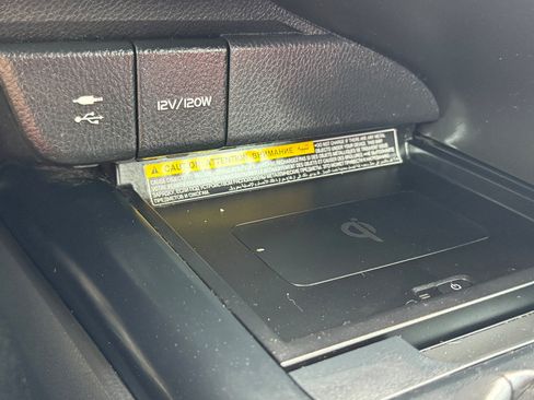 Used 2019 Toyota Camry XSE w/ Navigation Package image 20