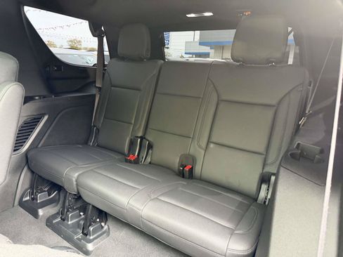 Certified 2023 Chevrolet Tahoe Z71 w/ Luxury Package AWD/4WD image 16