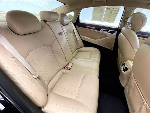 Used 2016 Hyundai Genesis 3.8 w/ Option Group 02 image 19