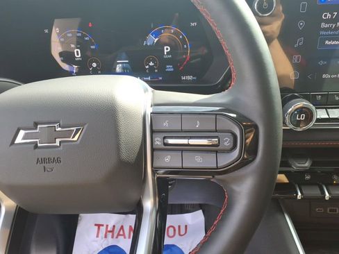 Used 2025 Chevrolet Colorado Z71 w/ Technology Package image 22