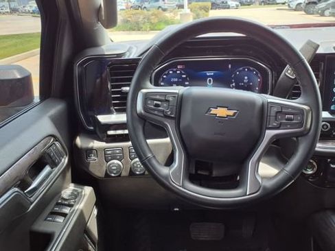 Used 2024 Chevrolet Silverado 2500 LTZ w/ LTZ Premium Package AWD/4WD image 21