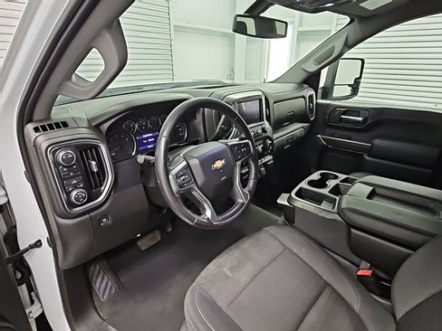 Used 2021 Chevrolet Silverado 2500 LT w/ Fleet Comfort Package image 11