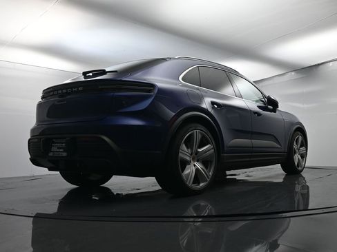 Used 2024 Porsche Macan 4 Electric image 45