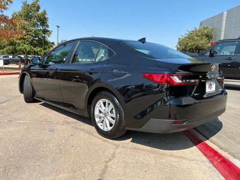 Used 2026 Toyota Camry LE FWD image 8